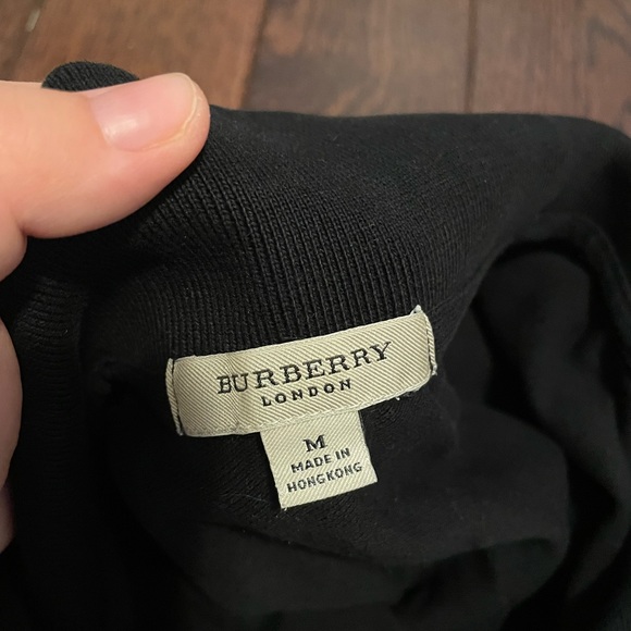 Authentic Women’s Burberry Black Polo - Picture 6 of 6